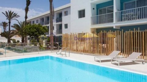 Foto 2 de Apartamento en venta en Corralejo, La Oliva