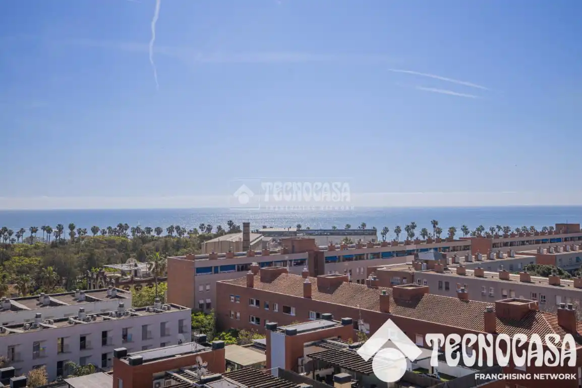 Vista exterior de Pis en venda en Barcelona amb Aire condicionat
