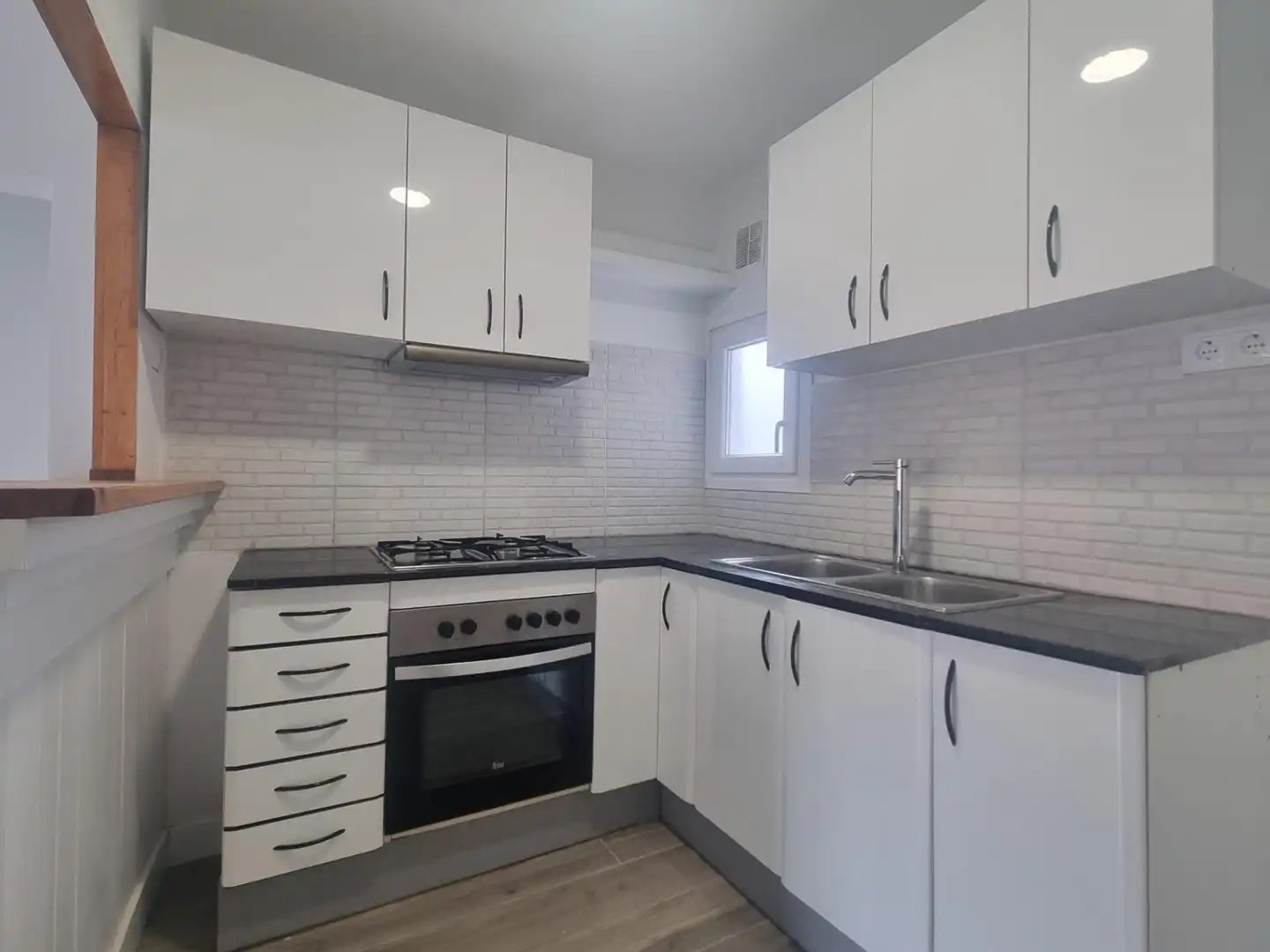 Cocina de Ático en venta en Molins de Rei con Aire acondicionado, Parquet y Balcón