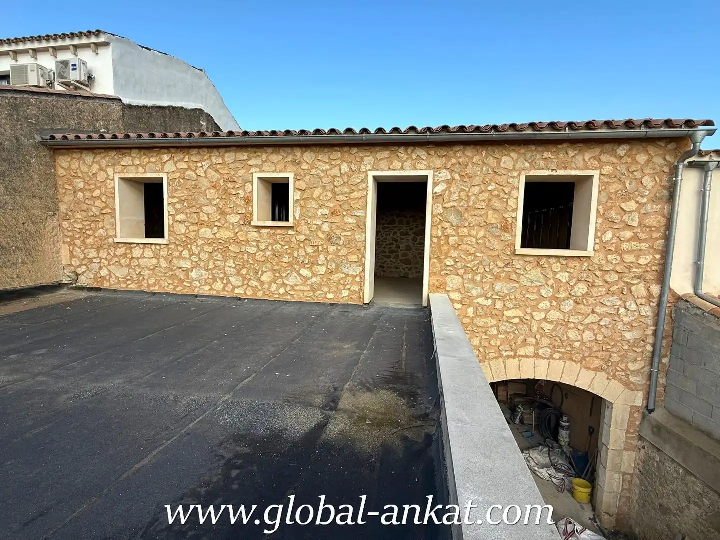 Vista exterior de Casa adosada en venta en Vilafranca de Bonany con Aire acondicionado, Jardín privado y Terraza
