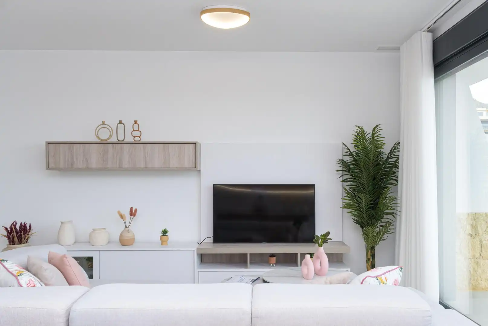 Sala de estar de Estudio en venta en Finestrat con Piscina comunitaria
