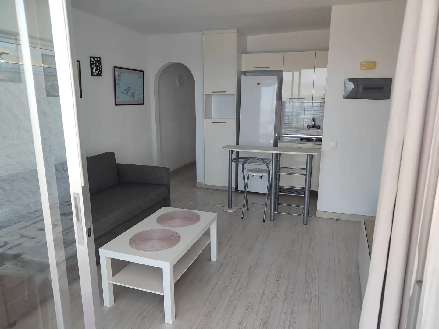 Sala d'estar de Apartament en venda en El Rosario amb Moblat, Forn i Rentadora
