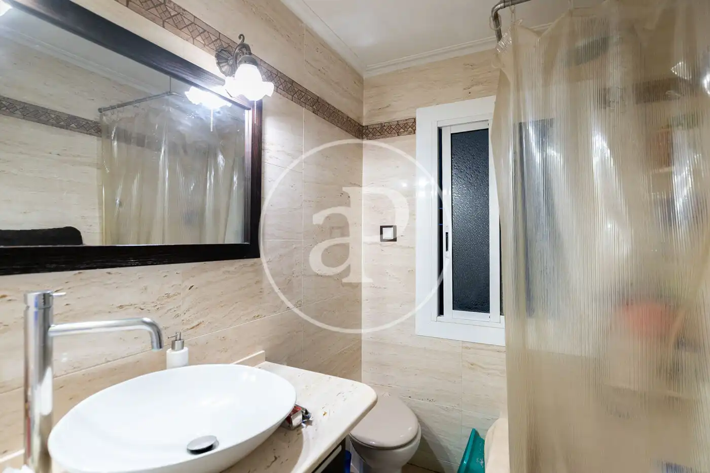 Baño de Piso en venta en Barcelona con Aire acondicionado, Calefacción y Balcón