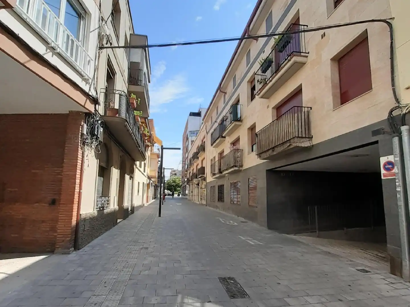 Vista exterior de Garaje en venta en Rubí