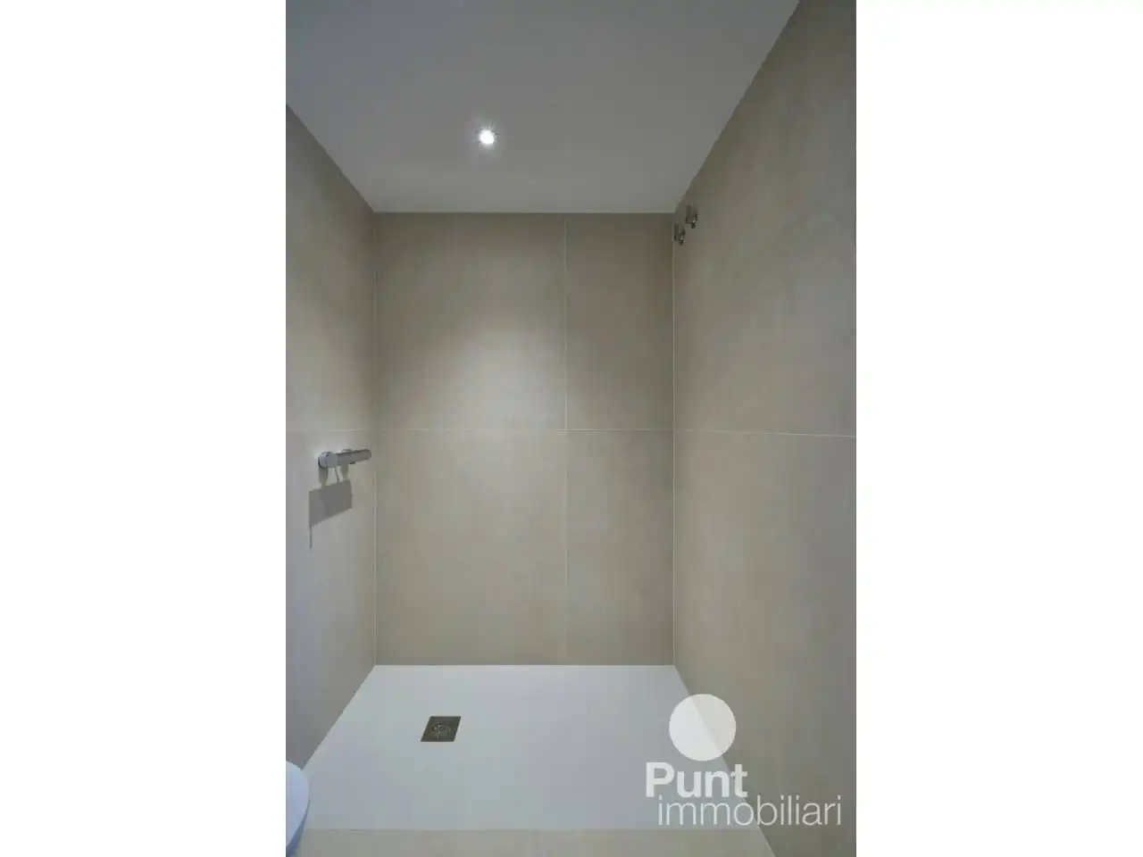 Bathroom of Houses for sale in Premià de Dalt  with Air Conditioner and Heating