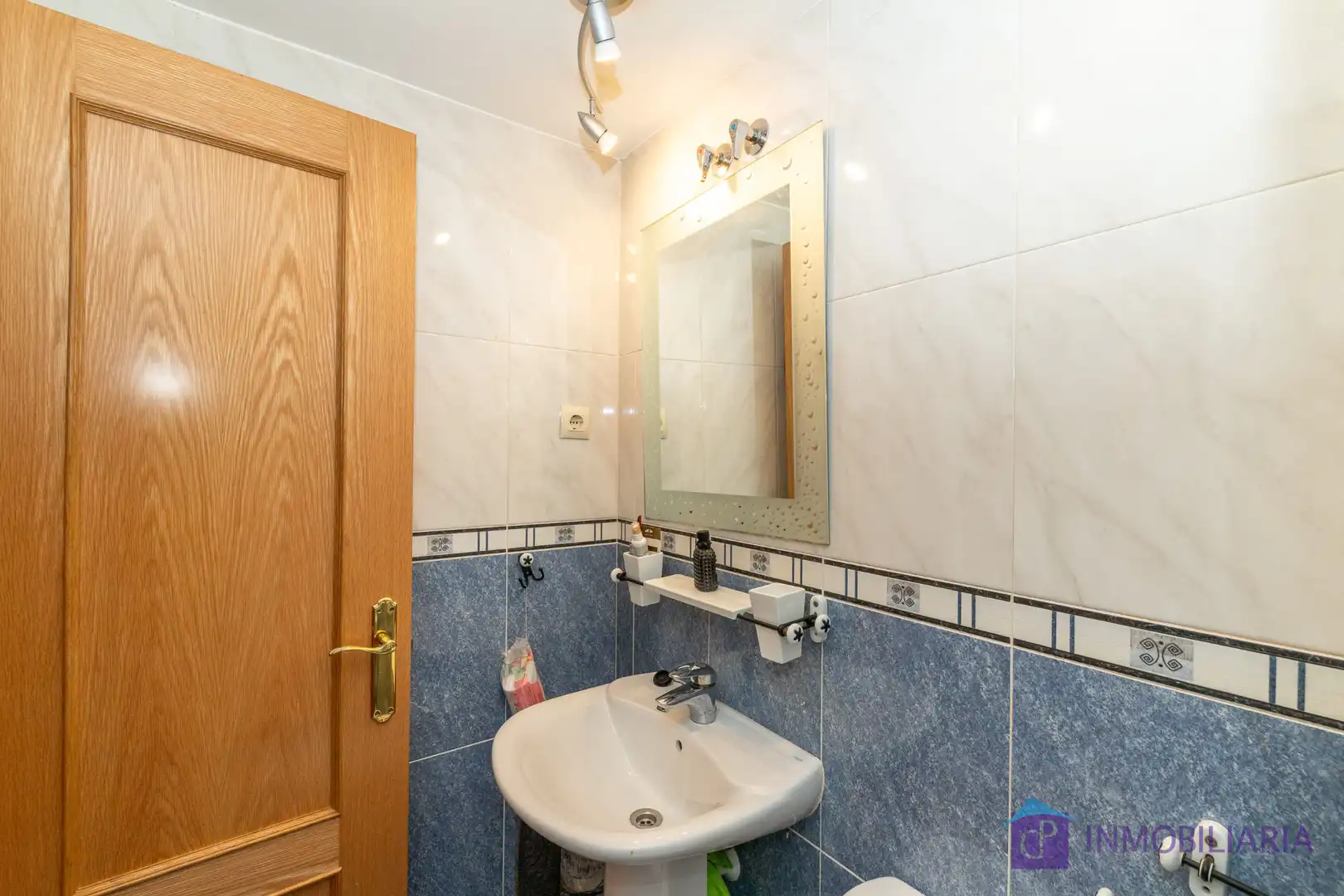 Badezimmer von Wohnung zum Verkauf in Benasque mit Heizung, Parkett und Terrasse