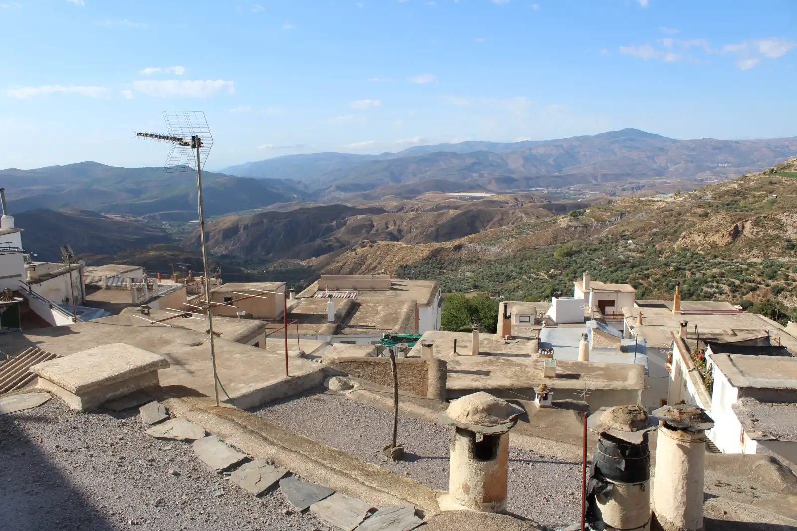 Vista exterior de Casa o chalet en venta en Nevada con Terraza, Trastero y Amueblado