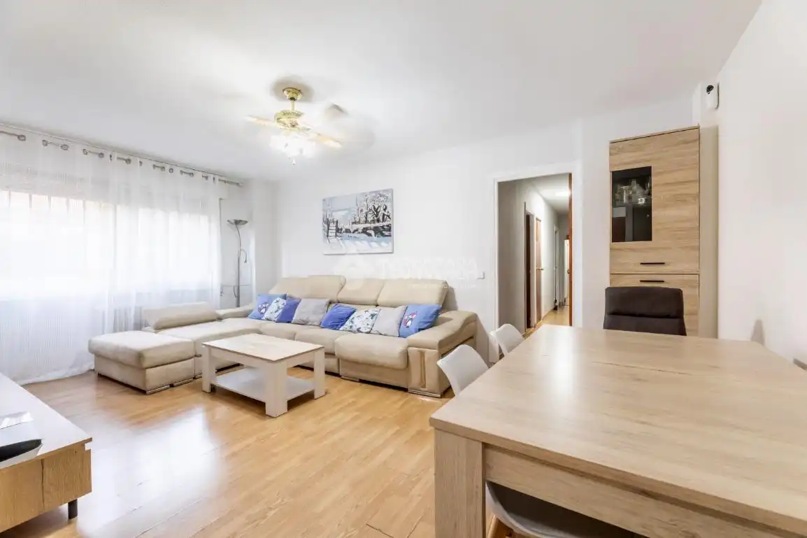 Wohnung zum Verkauf in Casco Antiguo