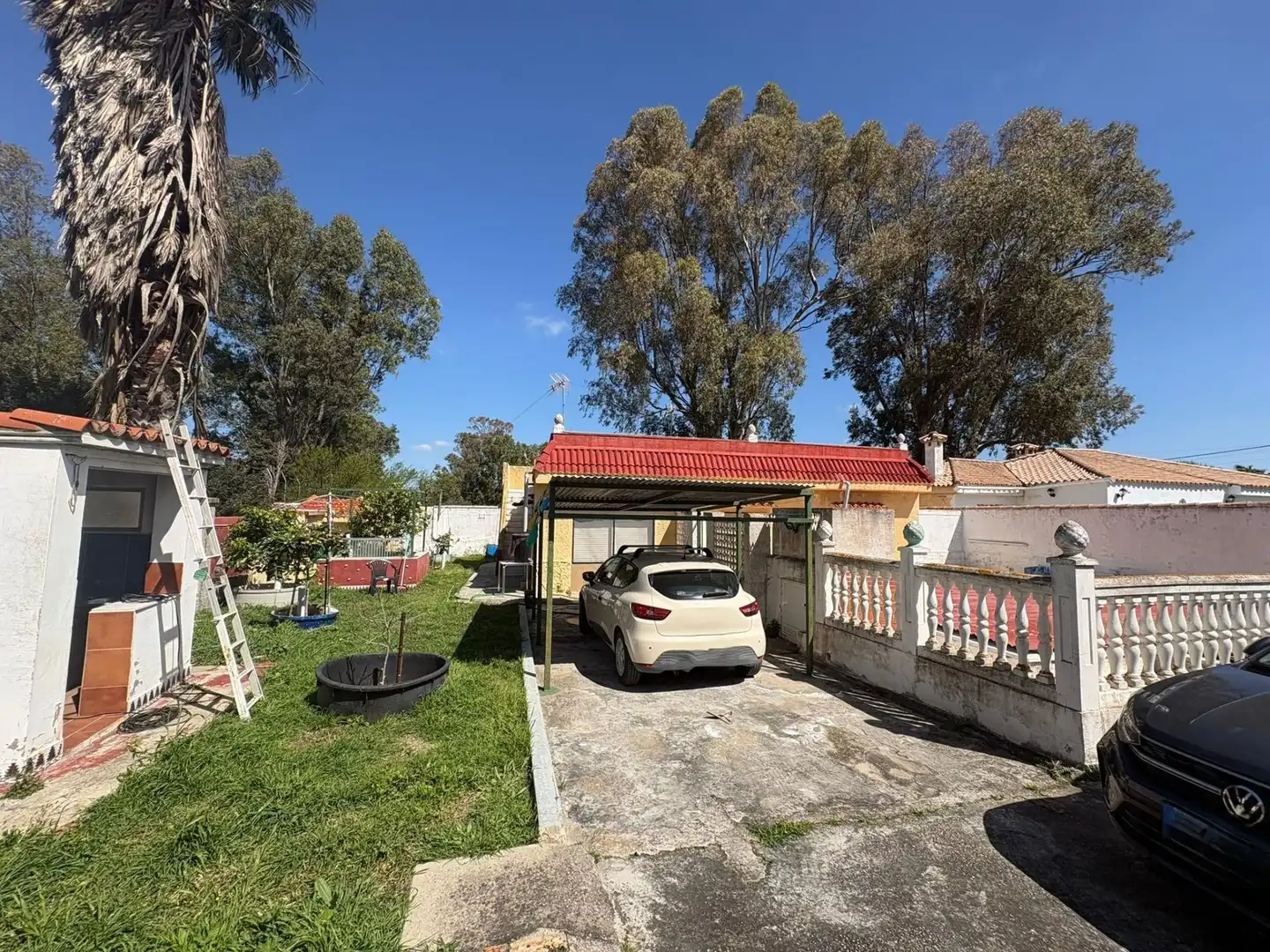 Parking of Houses for sale in Chiclana de la Frontera  with Private garden, Storage room and Swimming Pool