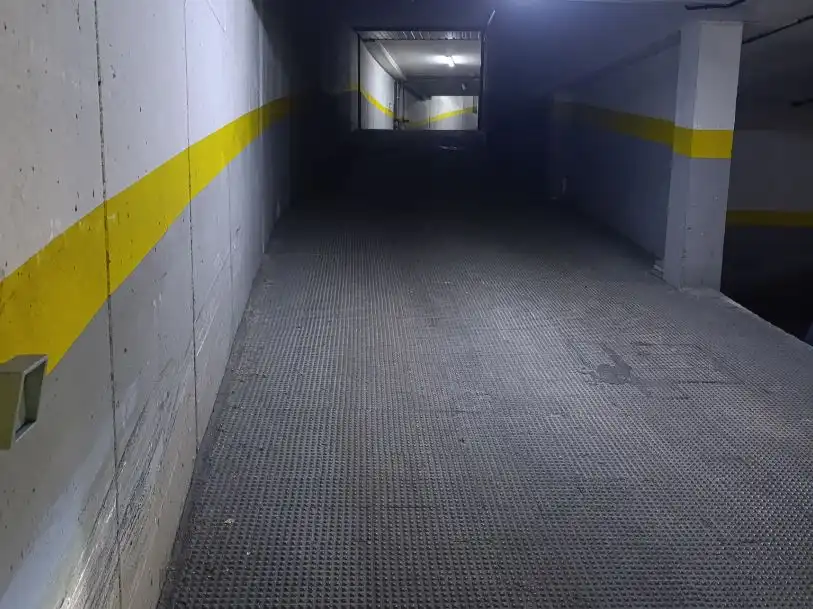 Garage for rent in Madrid  with Alarm