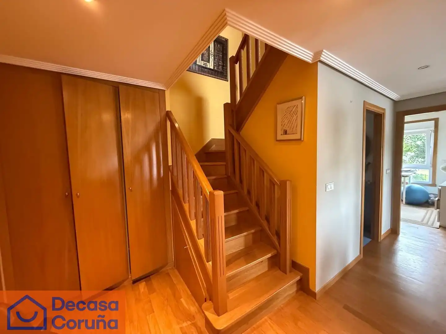 Ático en venta en Oleiros con Calefacción, Parquet y Trastero
