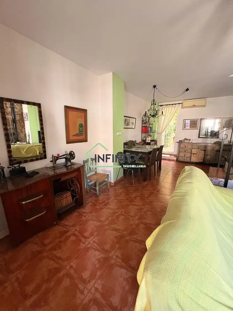 Sala d'estar de Casa o xalet en venda en Vilallonga / Villalonga amb Aire condicionat, Calefacció i Moblat