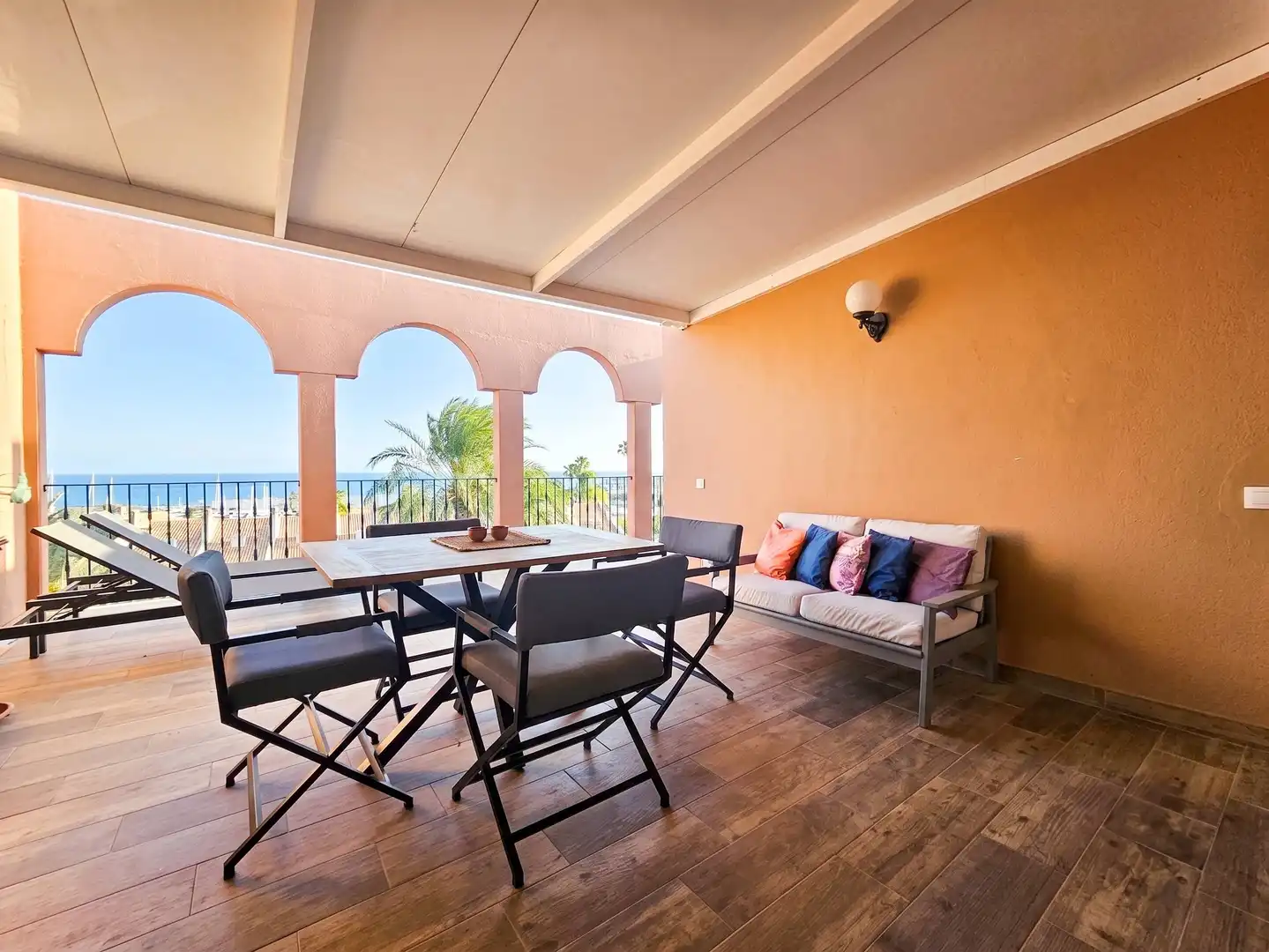 Terrasse von Wohnungen zur Miete in San Bartolomé de Tirajana mit Klimaanlage, Privatgarten und Terrasse