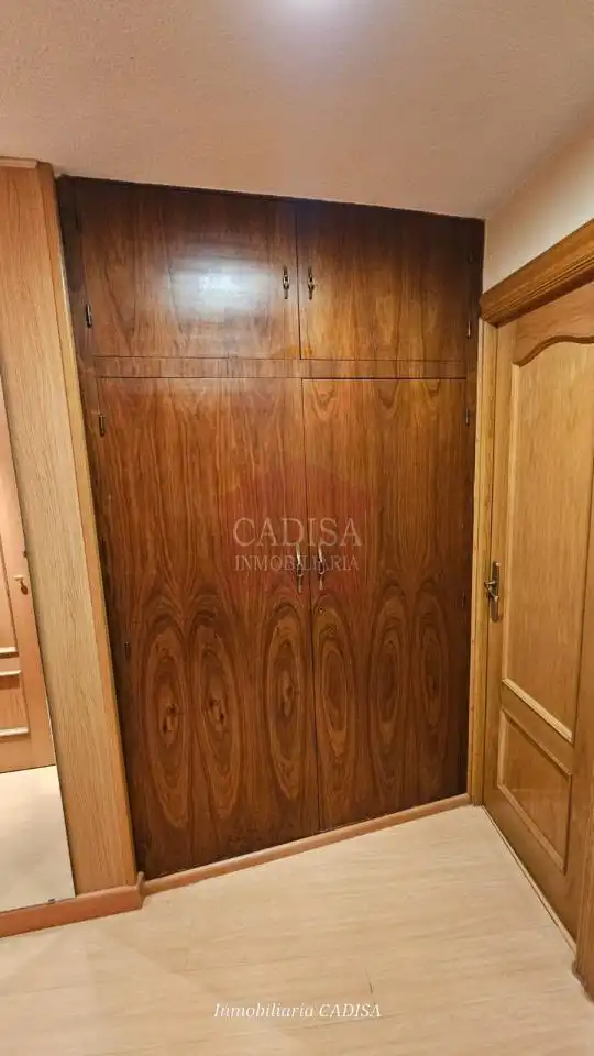 Bedroom of Flat for rent in Salamanca  with Air Conditioner, Heating and Furnished
