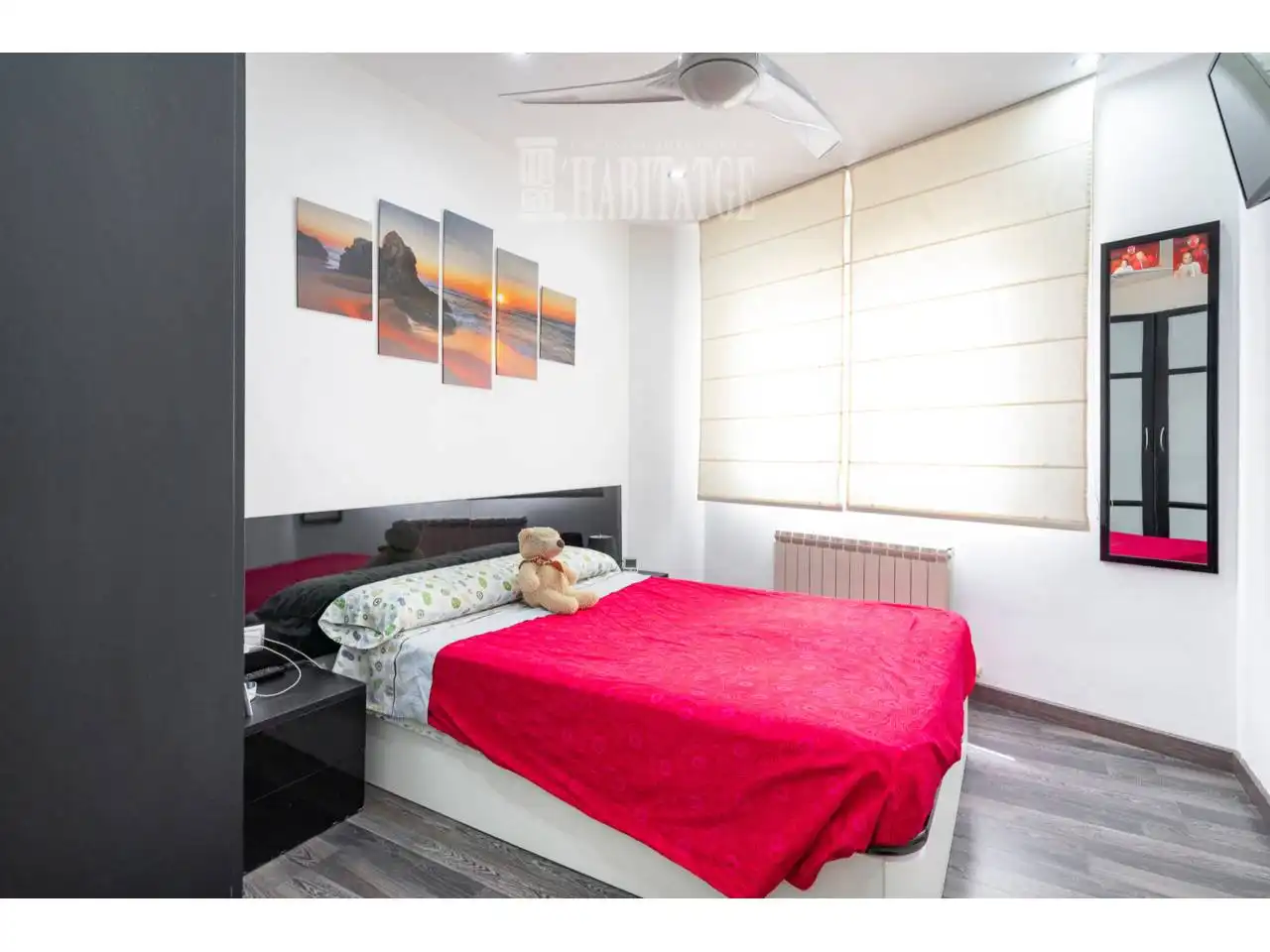 Habitación de Casa o chalet en venta en Torelló con Aire acondicionado, Calefacción y Jardín privado