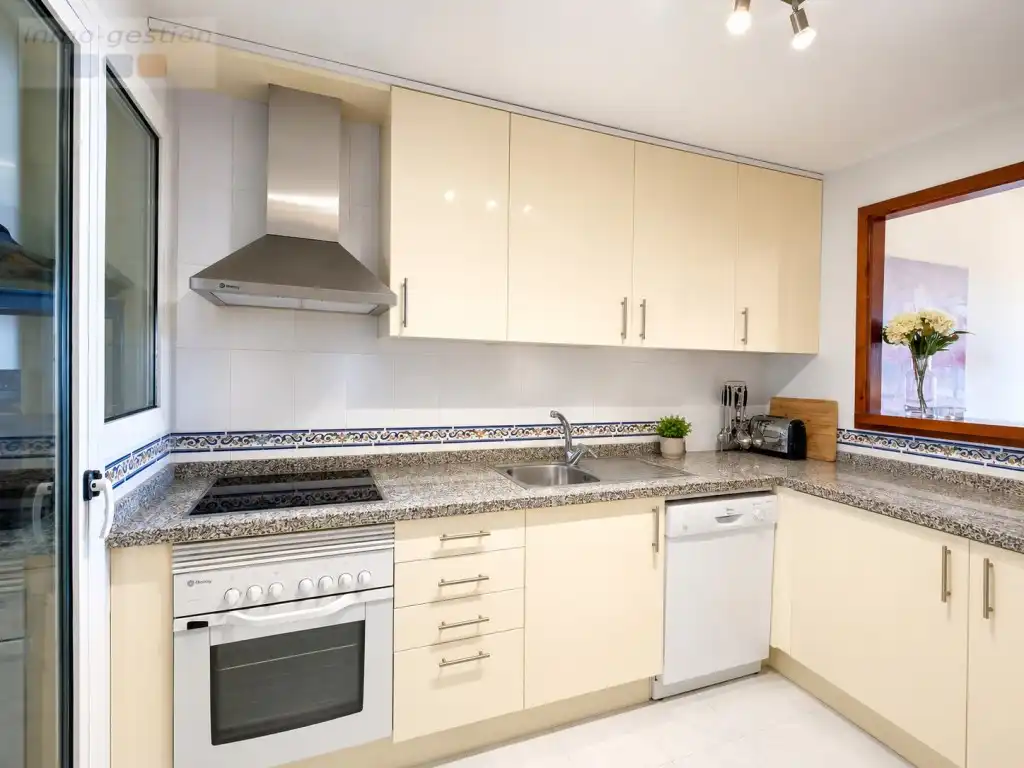 Appartamento con ascensore in vendita a Urbanización Duquesa Village, imagen 15