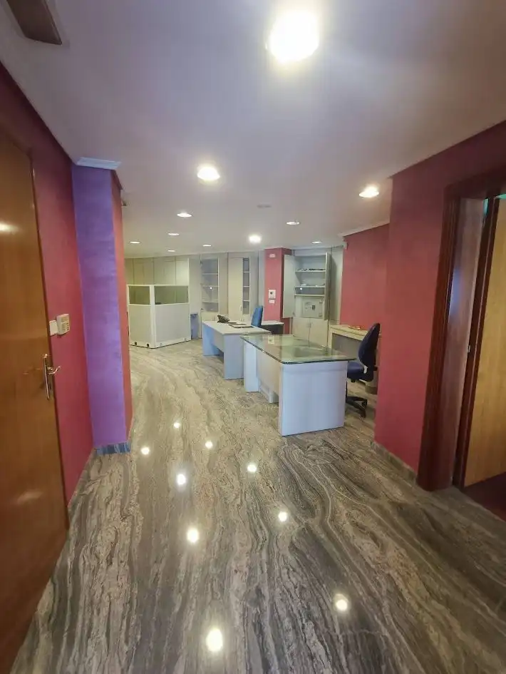 Wohnung zum Verkauf in A Coruña Capital  mit Klimaanlage, Heizung und Abstellraum