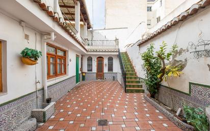 Vista exterior de Casa adosada en venda en Atarfe amb Calefacció, Terrassa i Balcó