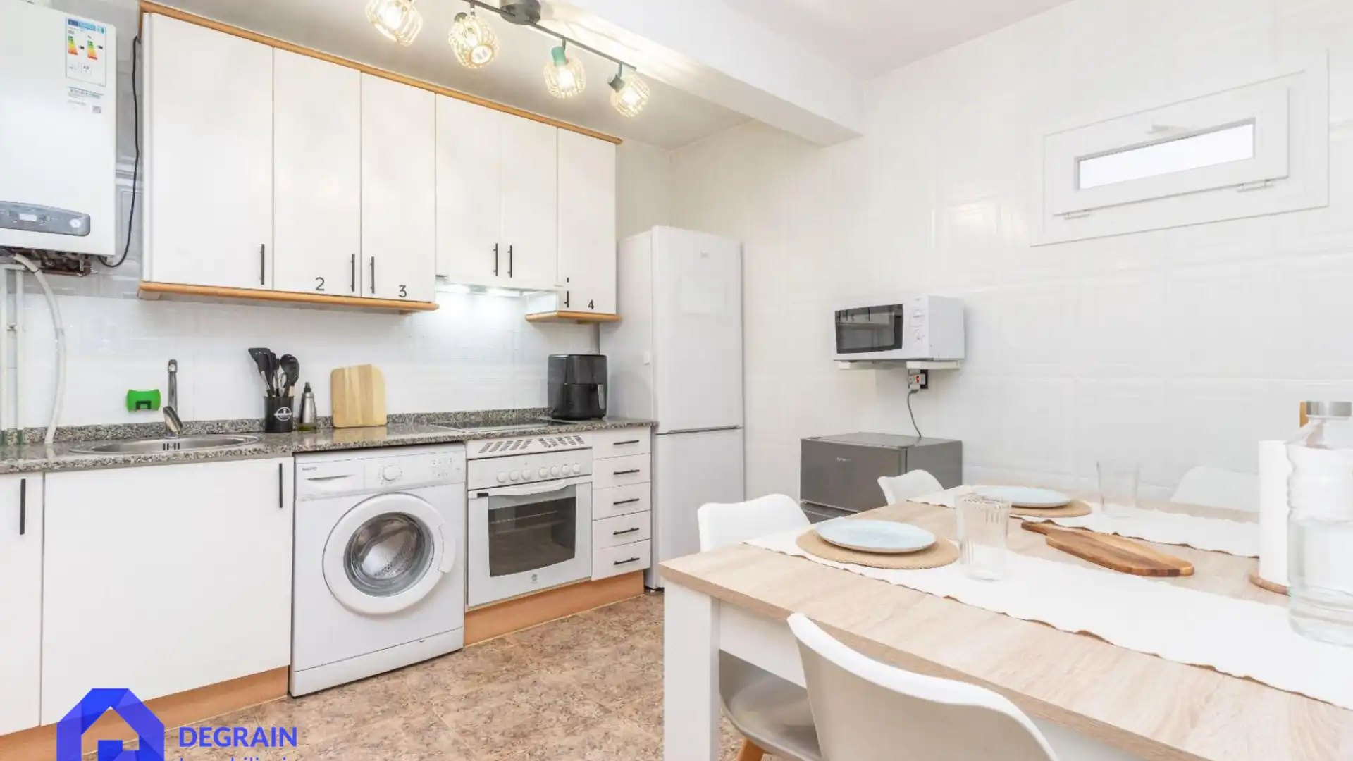 Cocina de Piso de alquiler en Oviedo  con Amueblado