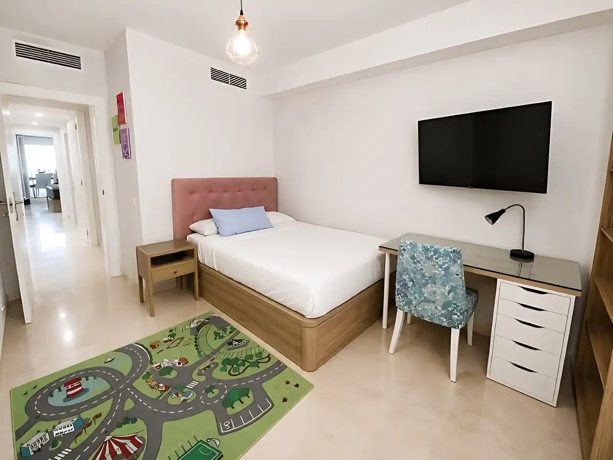 Flat with pool for sale in La Duquesa, imagen 6