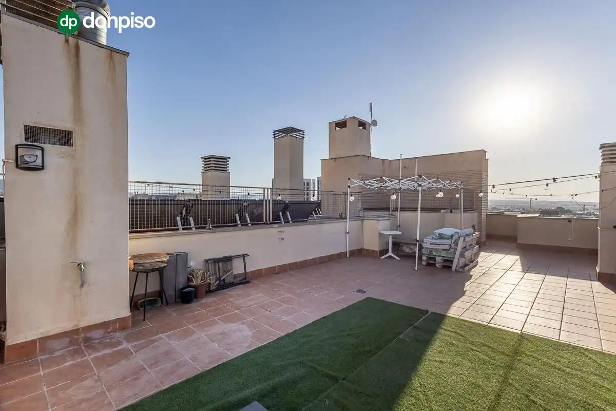 Penthouse with pool for sale in Avenida DE LA ILUSTRACION 77, imagen 28