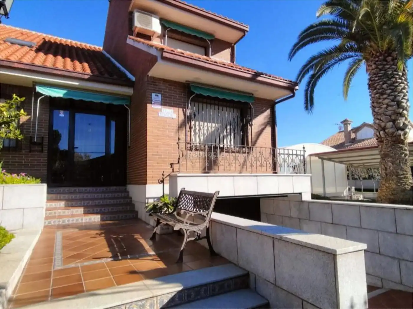 Casa con jardín en venta en Calle Carretas 1, imagen 2