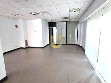 Gewerbefläche zur Miete in Rinconada