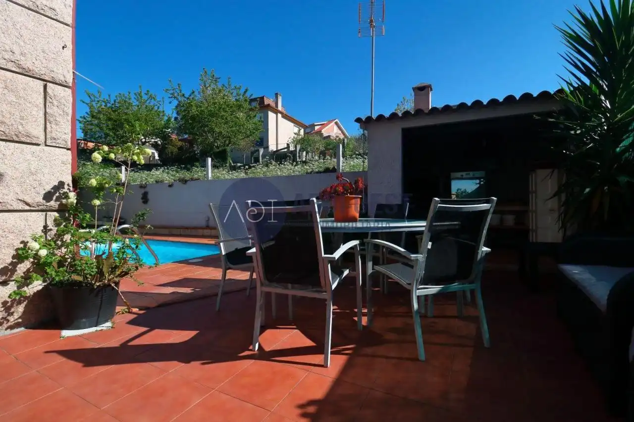 Casa o chalet en venta en Rua Castañal, Cabral - Candeán