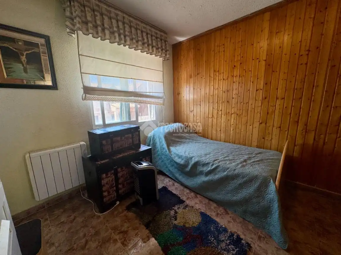 Dormitori de Casa adosada en venda en Azuqueca de Henares