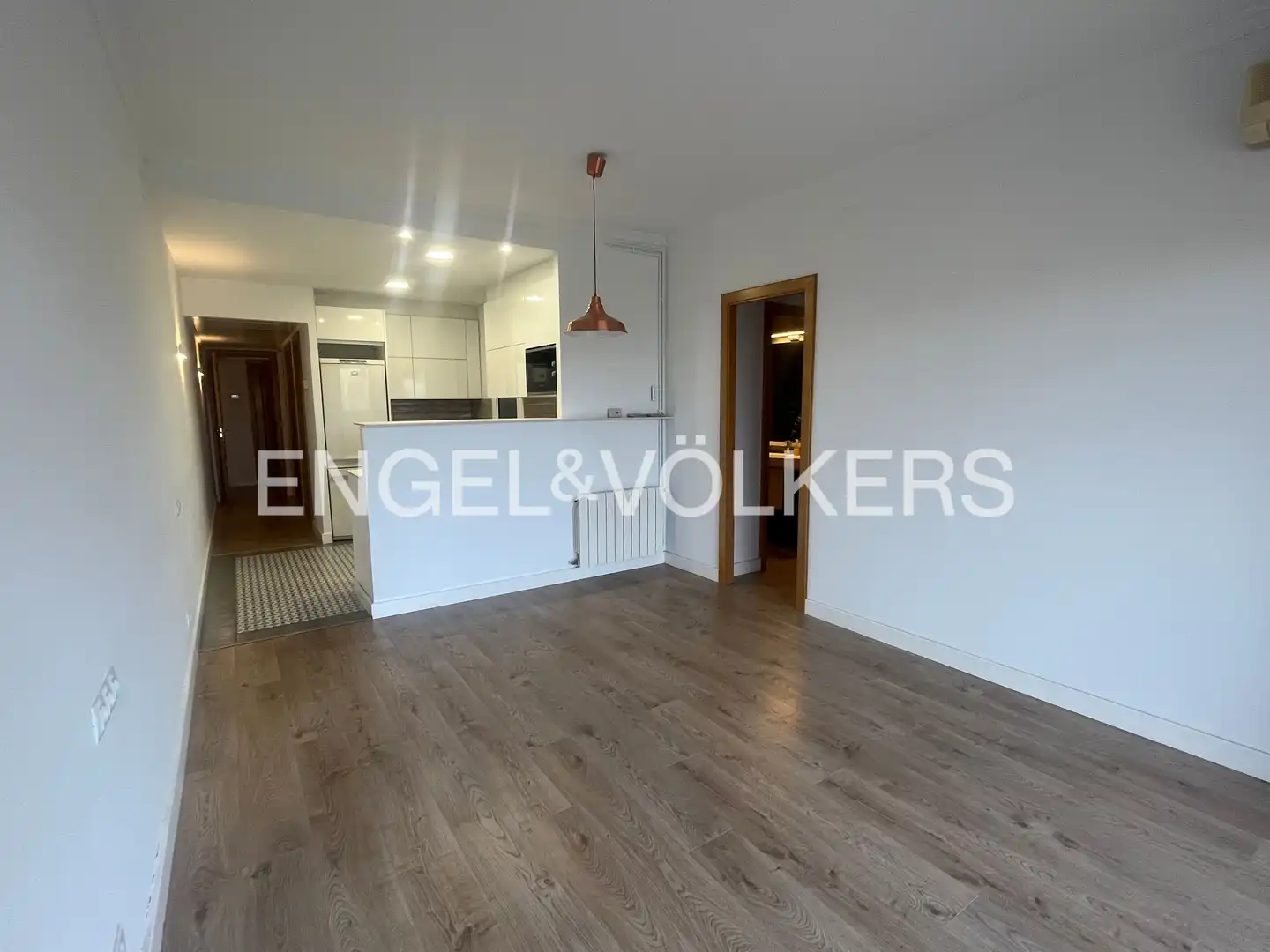 Dining room of Flat for sale in Barcelona  with Air Conditioner, Heating and Parquet flooring