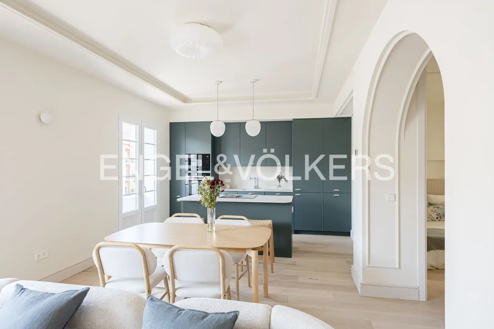 Dining room of Flat for sale in Madrid  with Air Conditioner, Heating and Parquet flooring