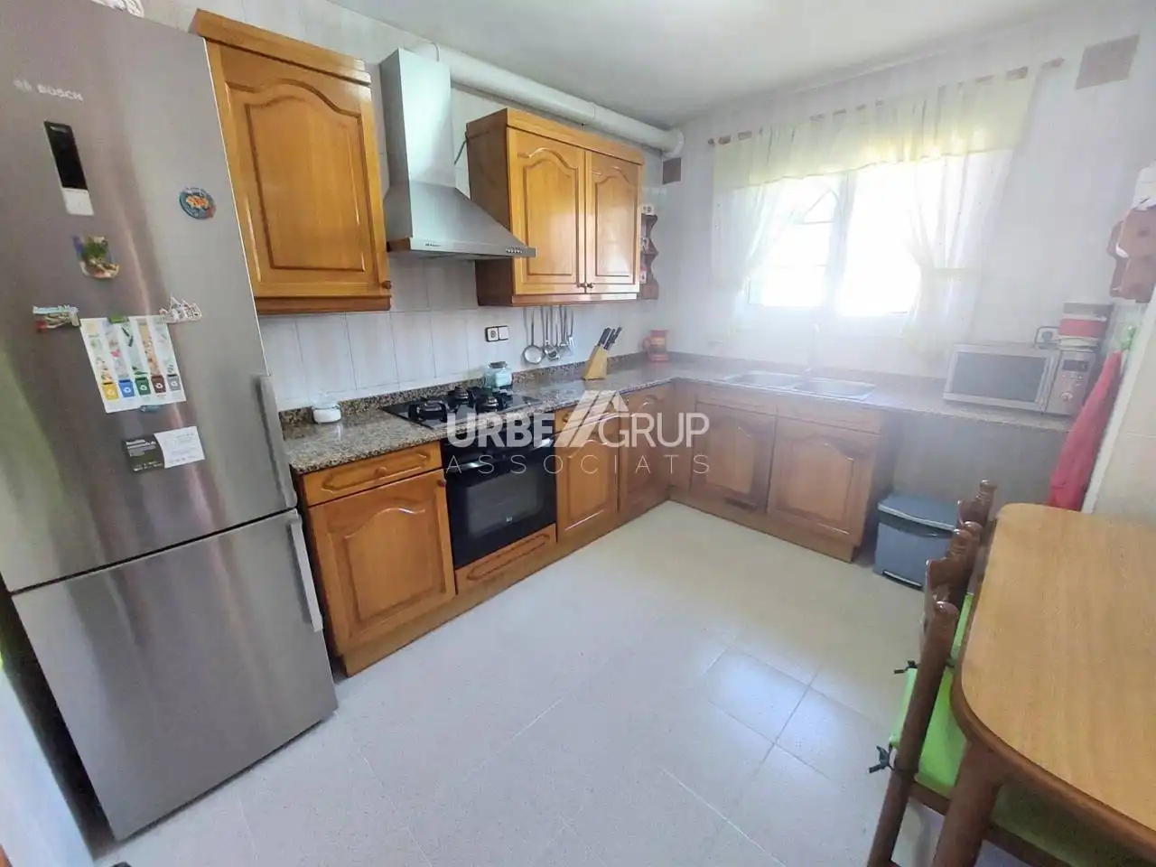 Cocina de Casa o chalet en venta en Olesa de Montserrat con Aire acondicionado, Calefacción y Jardín privado