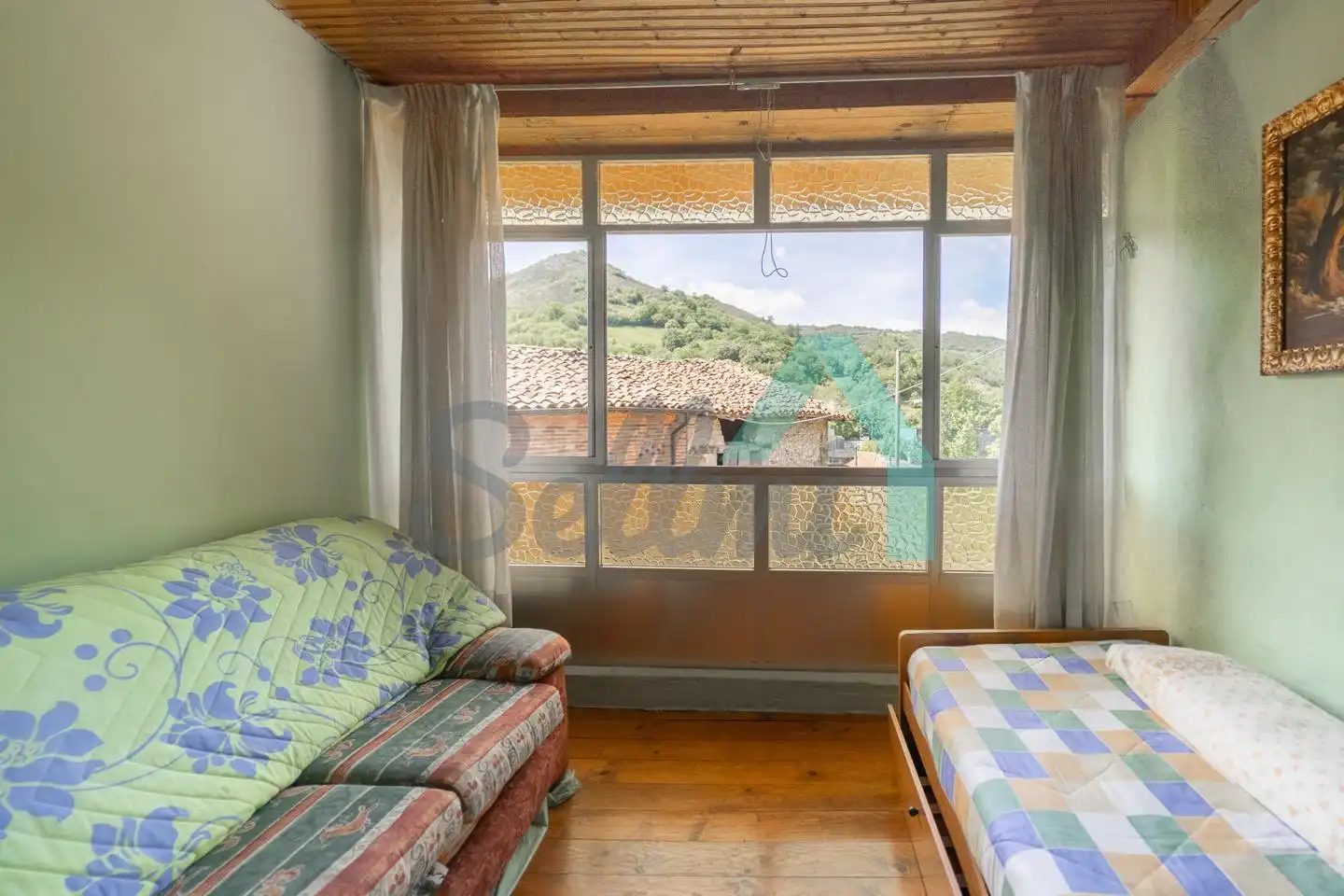 Schlafzimmer von Einfamilien-Reihenhaus zum Verkauf in Onís mit Heizung, Abstellraum und Balkon