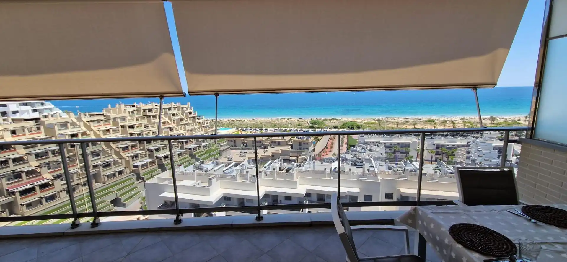 Terraza de Ático de alquiler en Elche / Elx con Aire acondicionado, Terraza y Amueblado