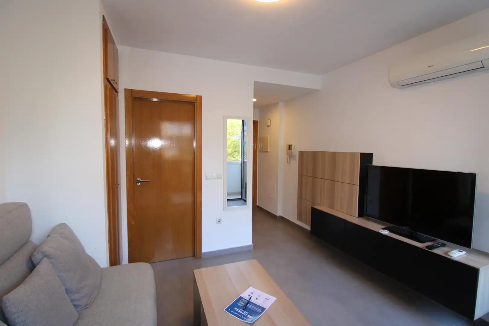 Sala de estar de Estudio de alquiler en Murcia con Calefacción, Terraza y Trastero