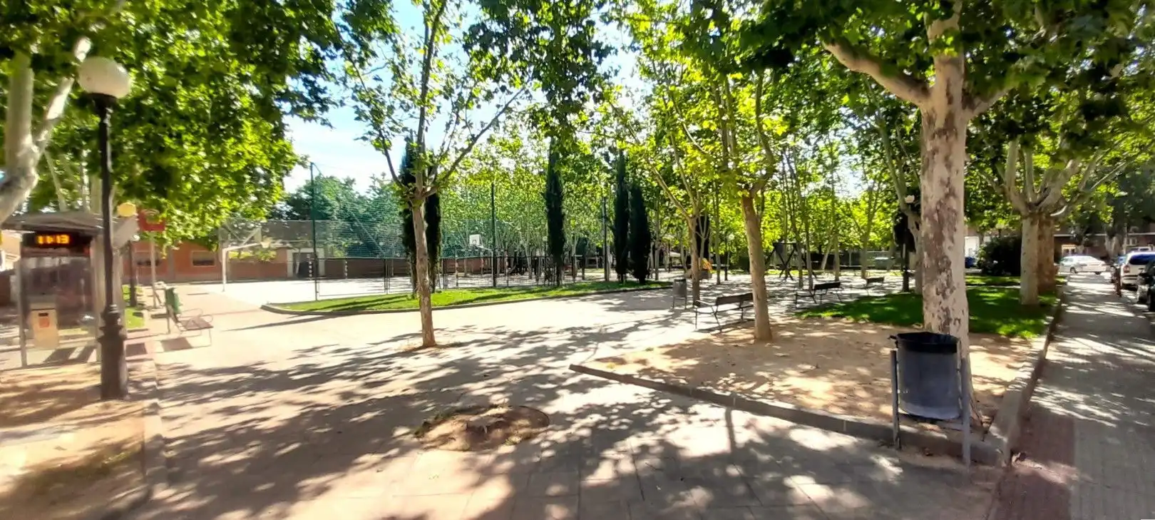 Exterior view of Commercial properties for sale in  Logroño