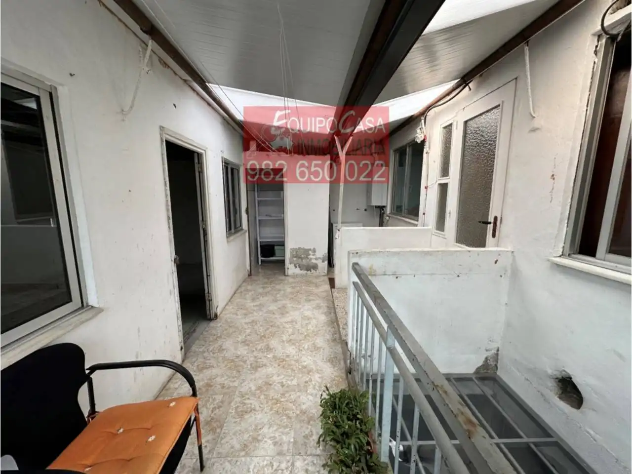 Casa adosada en venta en Lugo con Calefacción, Terraza y Amueblado