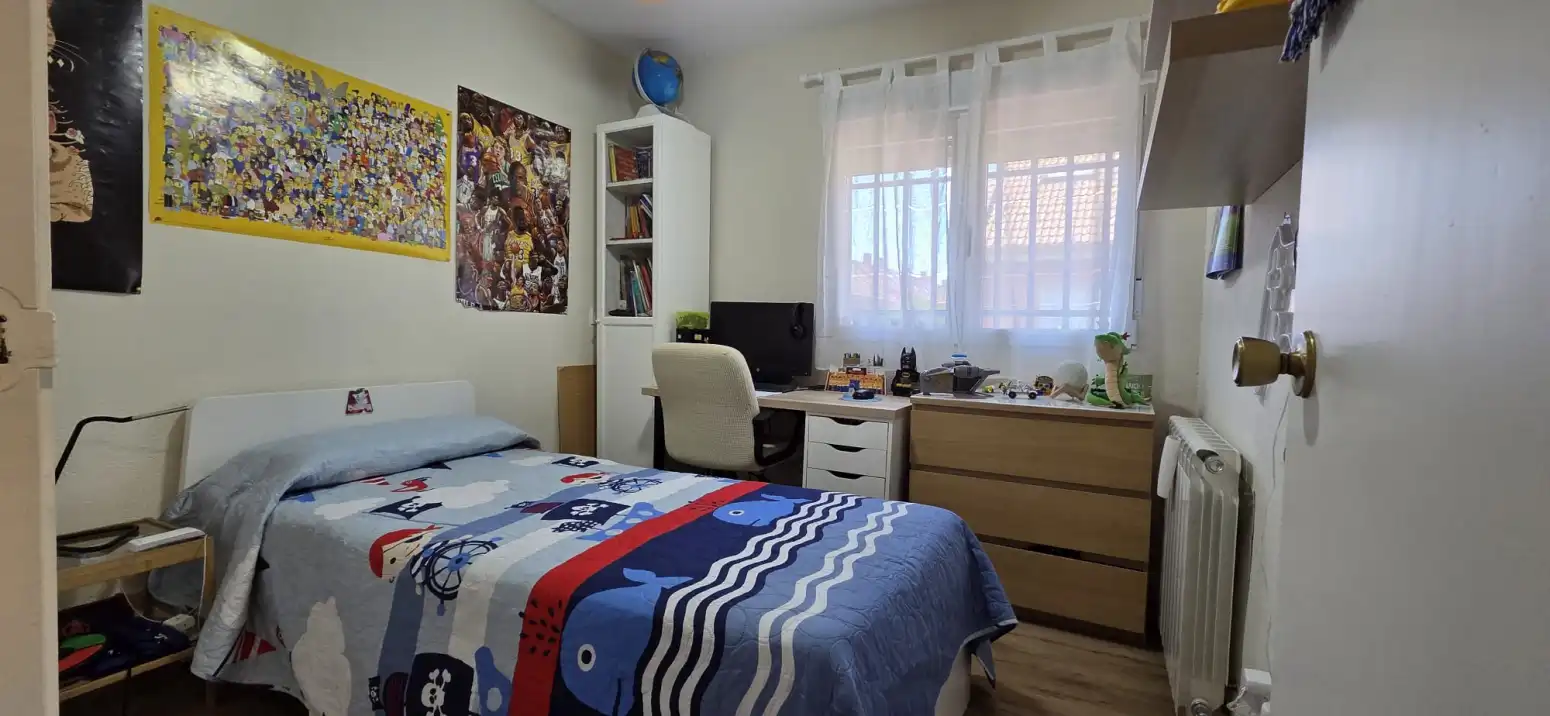 Habitación de Casa o chalet en venta en Getafe con Calefacción y Jardín privado