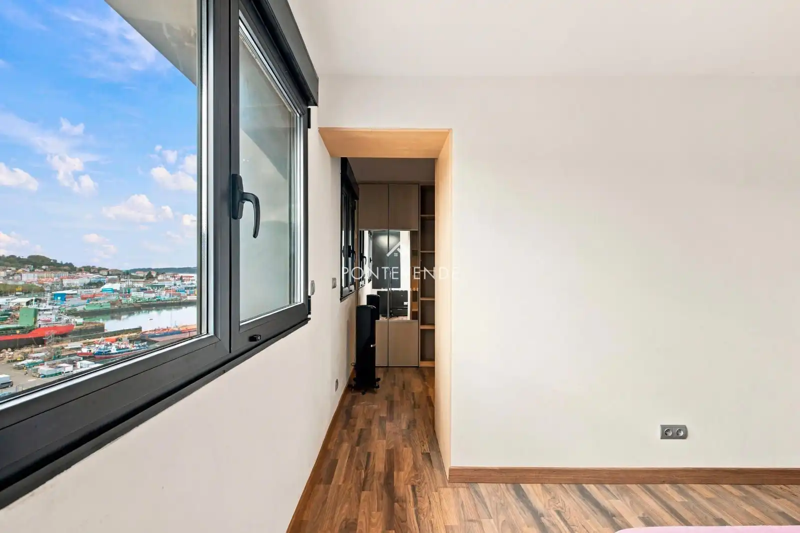 Balcony of Flat for sale in Marín, Pontevedra