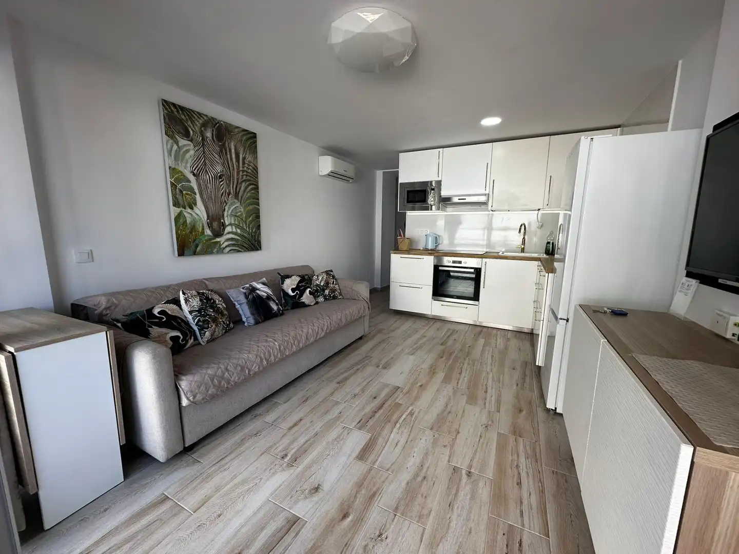 Sala d'estar de Apartament de lloguer en San Bartolomé de Tirajana amb Calefacció, Moblat i Balcó