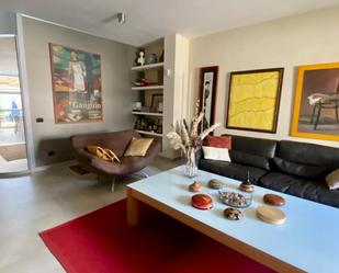 Living room of House or chalet for sale in  Santa Cruz de Tenerife Capital  with Air Conditioner, Furnished and Oven