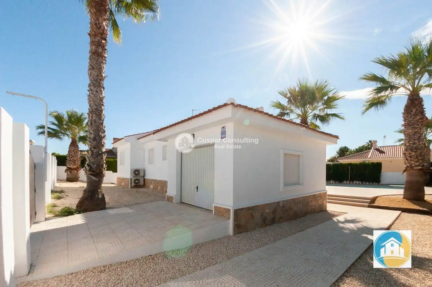 Villa con piscina in vendita a MARIA CALLAS S/N, imagen 3