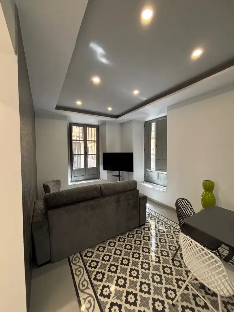 Flat with lift to rent in Calle Horno de Haza, imagen 3