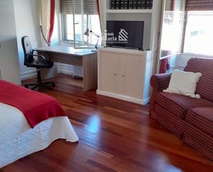 Living room of Flat to rent in Salamanca Capital  with Air Conditioner, Heating and Terrace