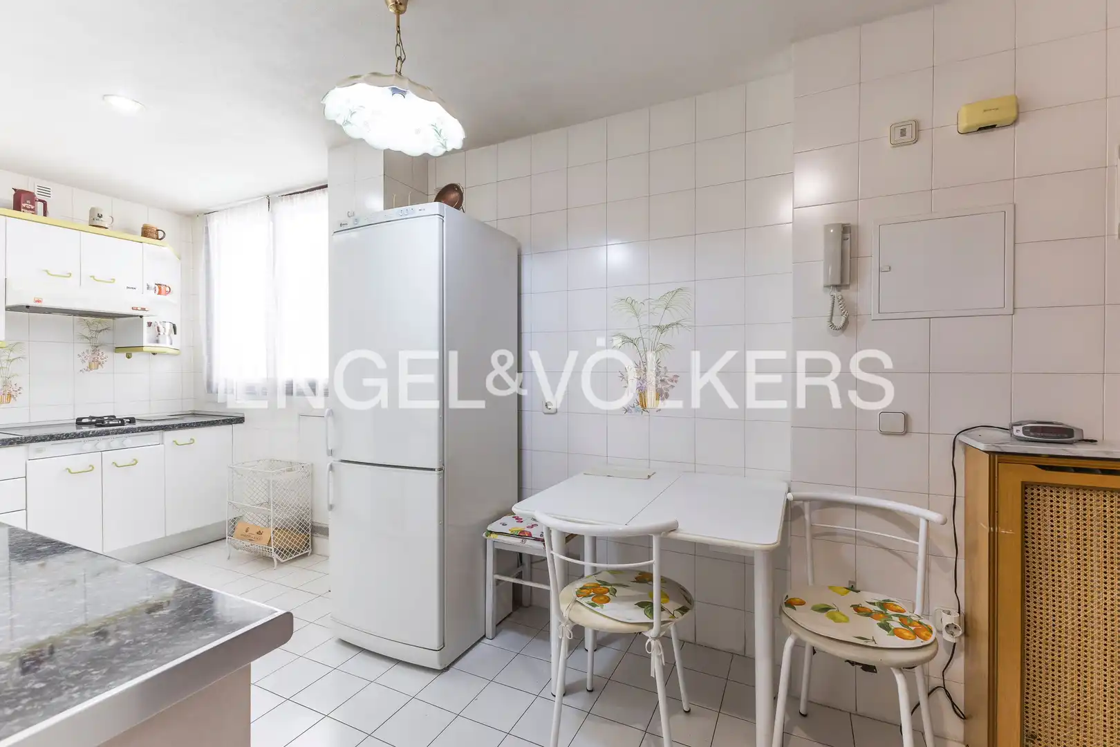 Küche von Wohnung zum Verkauf in Madrid mit Heizung, Parkett und Abstellraum