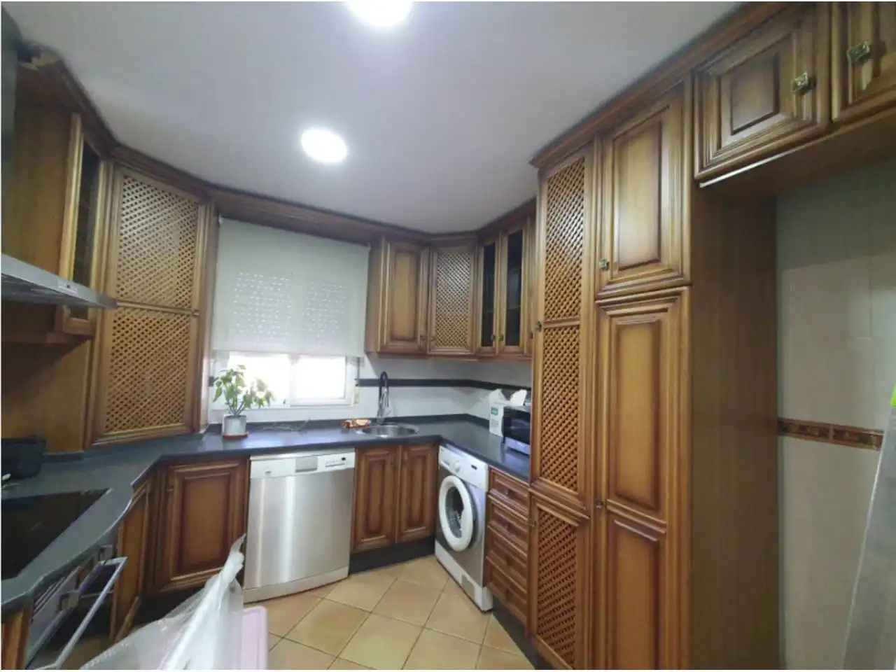 Cocina de Apartamento de alquiler en Badajoz con Aire acondicionado, Calefacción y Trastero