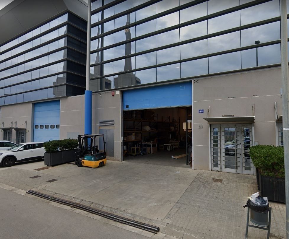 Nave industrial de alquiler en Calle Eduard Maristany, 25, Port Forum
