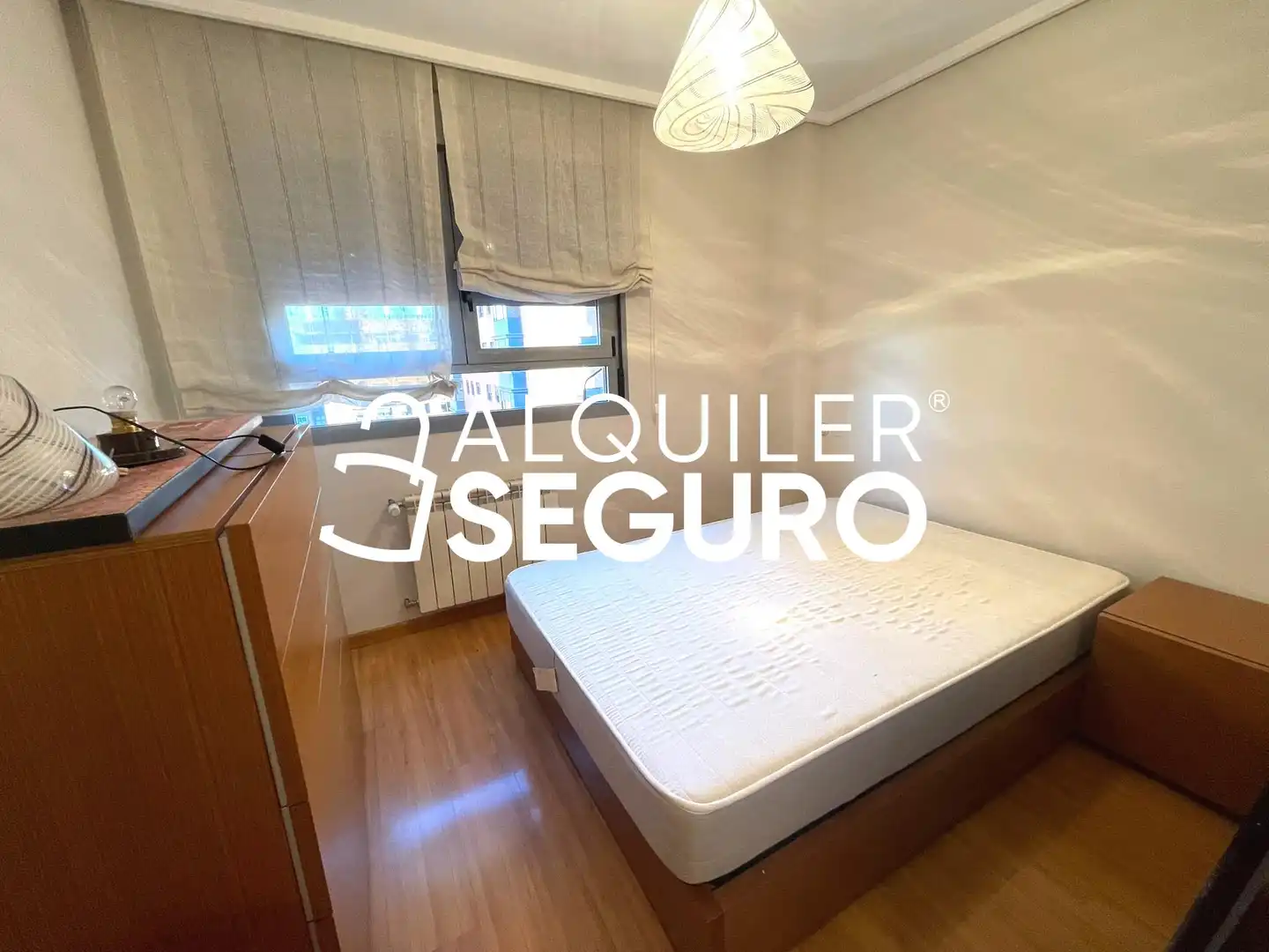 Bedroom of Flat for rent in Ciudad Lineal