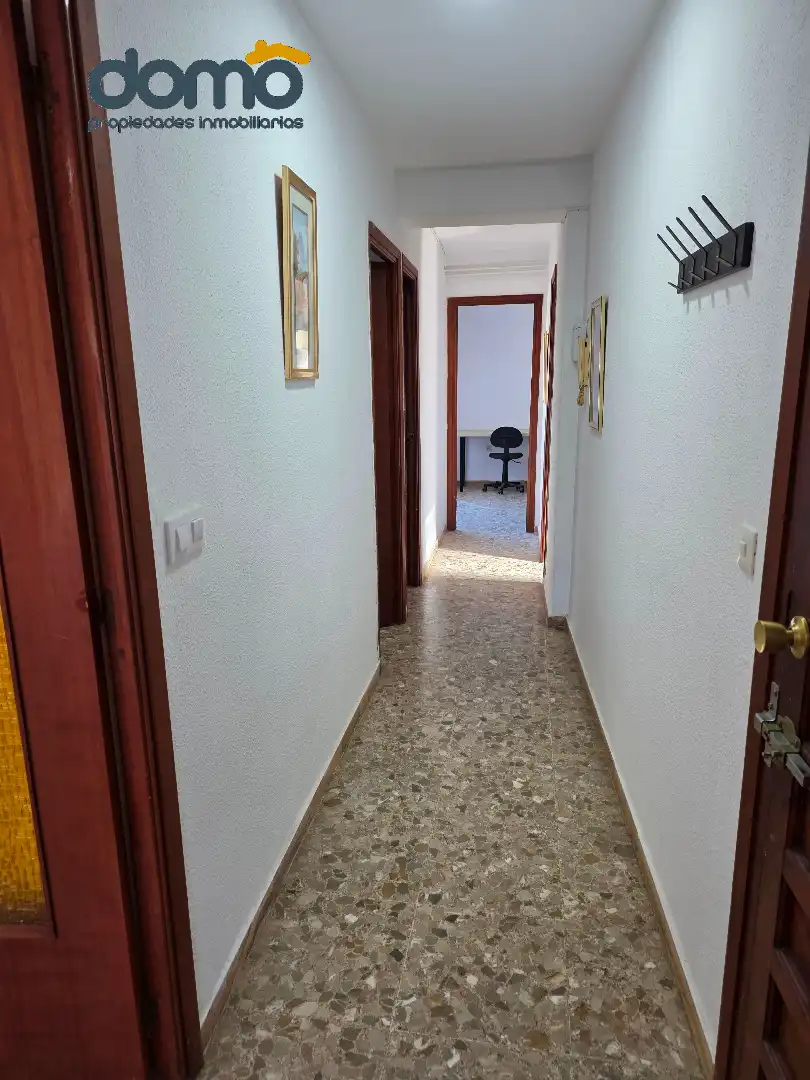 Wohnung zur Miete in Almería mit Terrasse, Möbliert und Waschmaschine