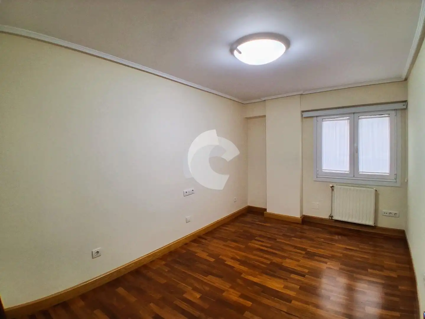Wohnung zum Verkauf in A Coruña Capital  mit Heizung, Parkett und Ofen